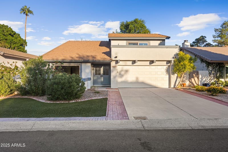 5627 Crows Nest Rd, Tempe, AZ 85283