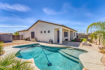 5628 Pony Track Ln, San Tan Valley, AZ 85140