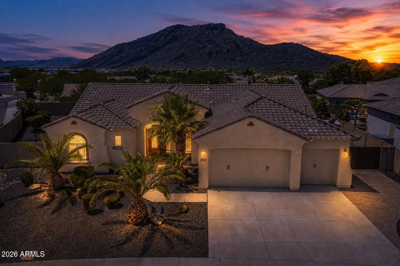 5629 W Hedgehog Pl, Phoenix, AZ 85083