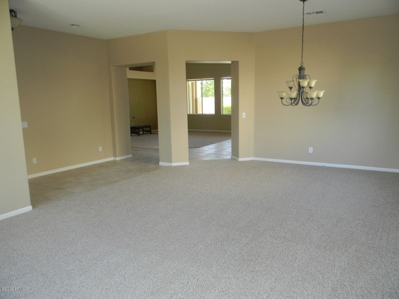 563 E Bridgeport Pw, Gilbert, AZ 85295