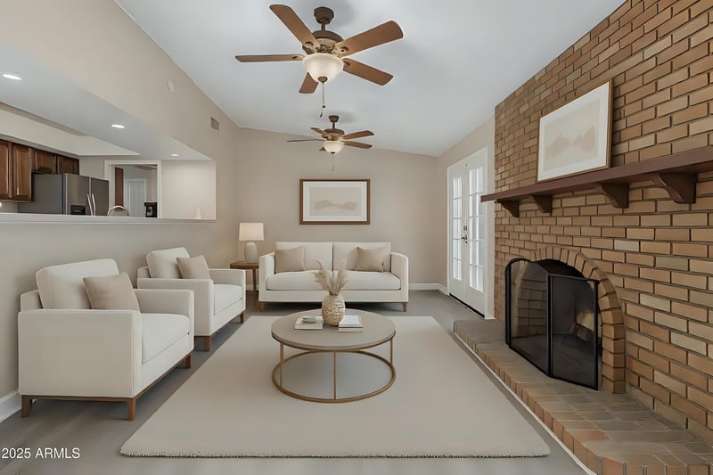 563 Kilarea Ave, Mesa, AZ 85210