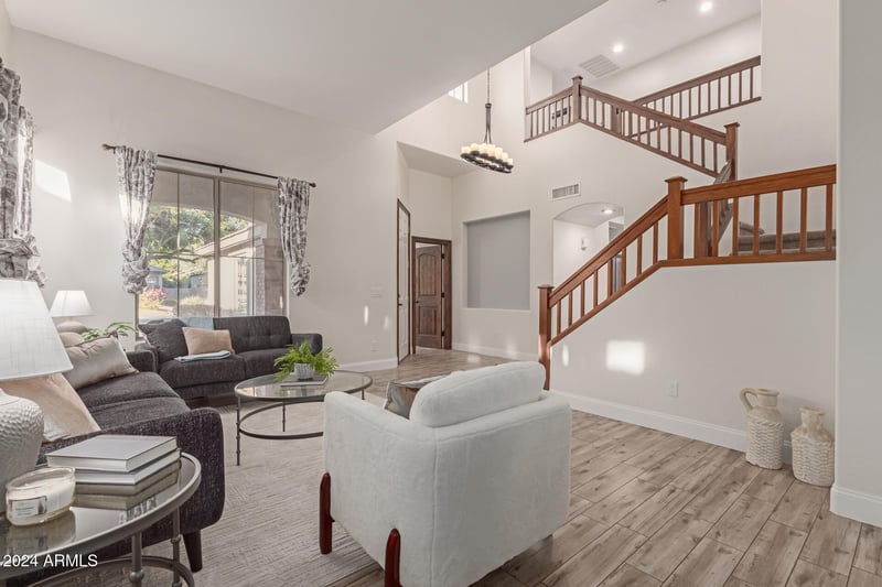 563 Krista Way, Tempe, AZ 85284