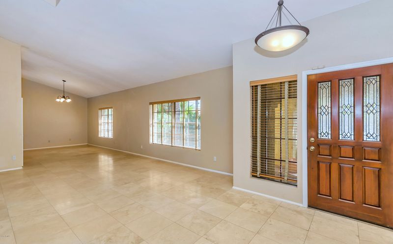 5630 E Hartford Ave, Scottsdale, AZ 85254