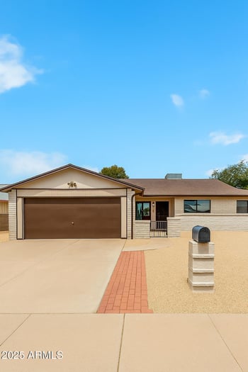 5630 Vogel Ave, Glendale, AZ 85302