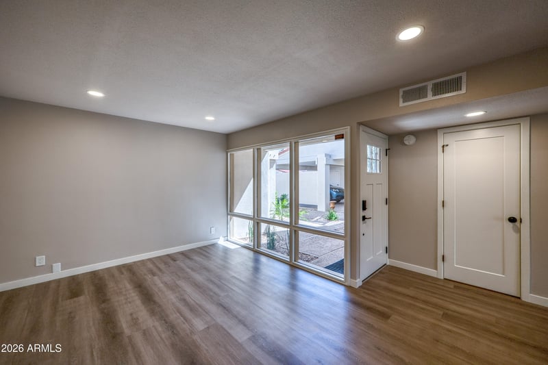 5631 79th St #2, Scottsdale, AZ 85250