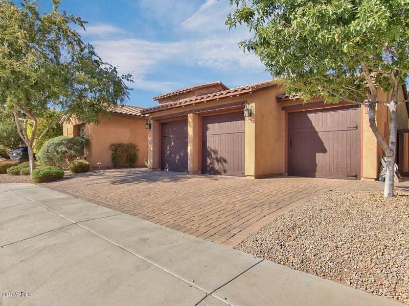 5632 E Grovers Ave, Scottsdale, AZ 85254