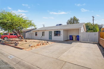 5633 N 63rd Dr, Glendale, AZ 85301