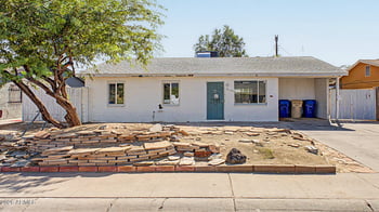 5633 N 63rd Dr, Glendale, AZ 85301