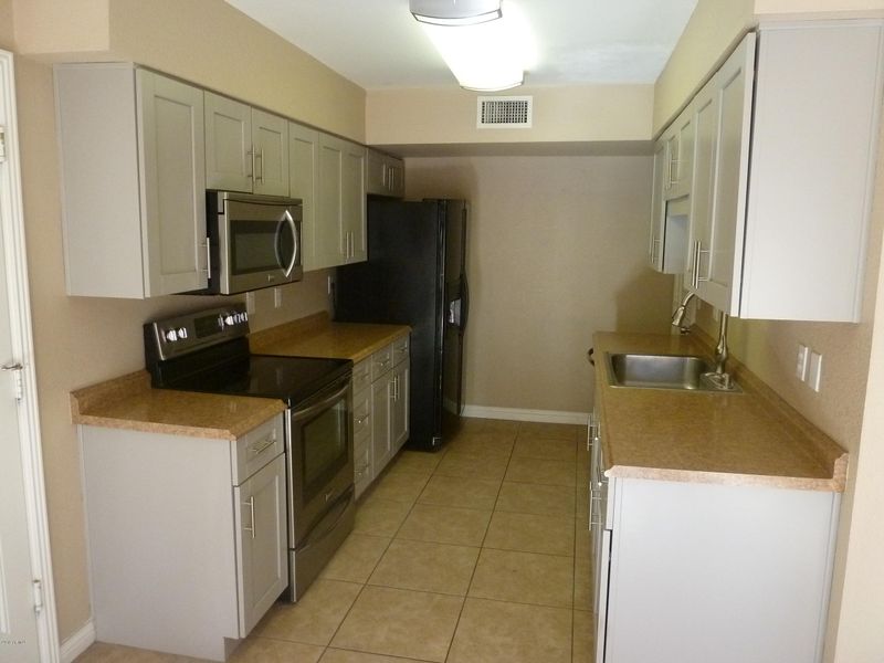 5633 S Captain Kidd Ct #D, Tempe, AZ 85283