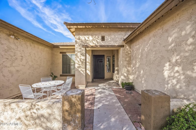5634 82 Ave, Glendale, AZ 85303