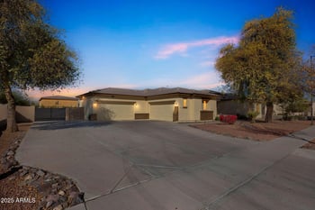 5634 82 Ave, Glendale, AZ 85303