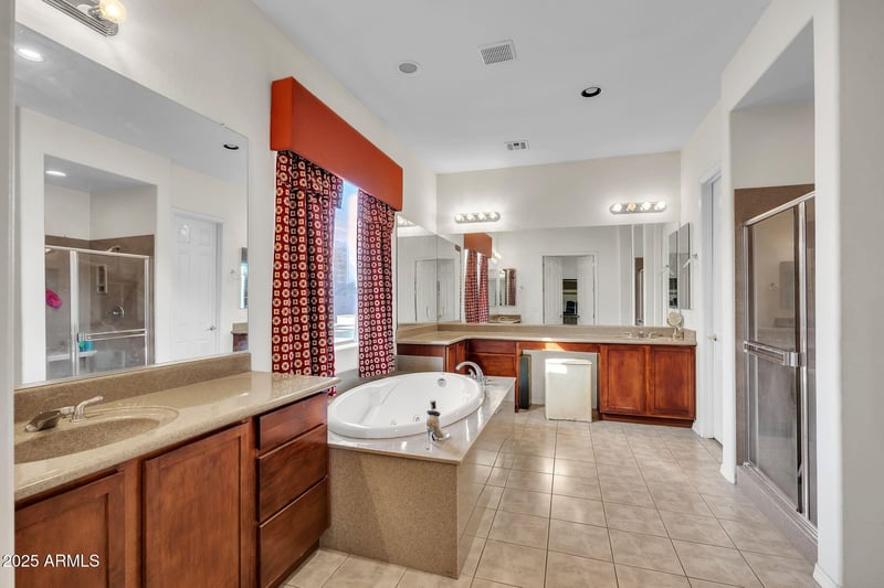 5634 82 Ave, Glendale, AZ 85303