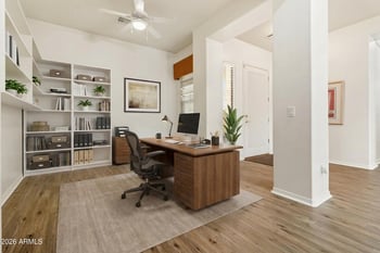 5634 82nd Ave, Glendale, AZ 85303