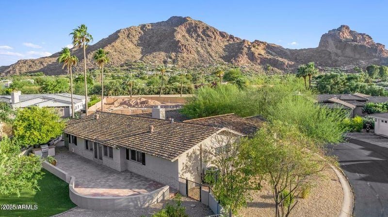 5635 Lincoln Dr #34, Paradise Valley, AZ 85253