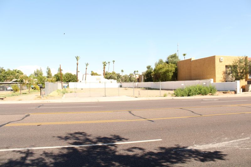 5635 N 16th St #-, Phoenix, AZ 85016