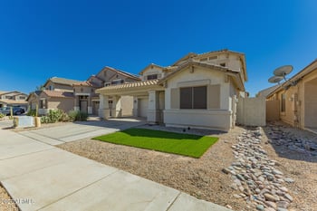 5635 Southgate Ave, Phoenix, AZ 85043