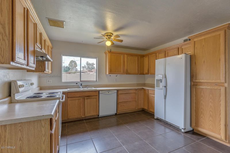 5636 W Edgemont Ave, Phoenix, AZ 85035