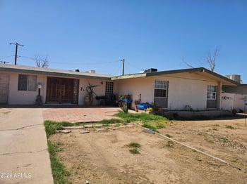 5637 W Heatherbrae Dr, Phoenix, AZ 85031