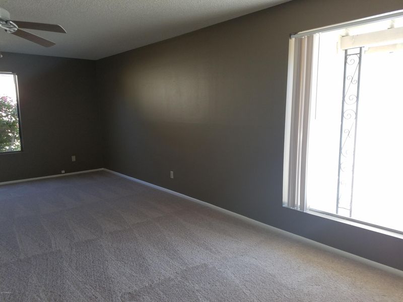 5638 W Comet Ave, Glendale, AZ 85302