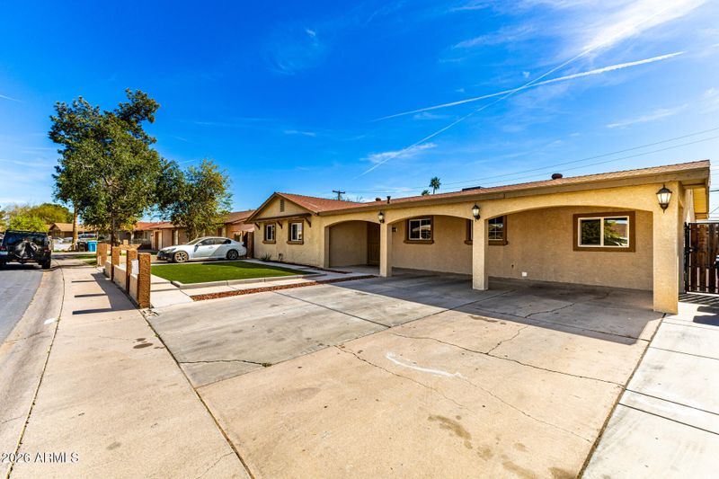 5639 W Meadowbrook Ave, Phoenix, AZ 85031