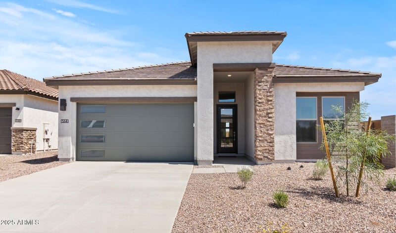 564 Aurora Dr, San Tan Valley, AZ 85140