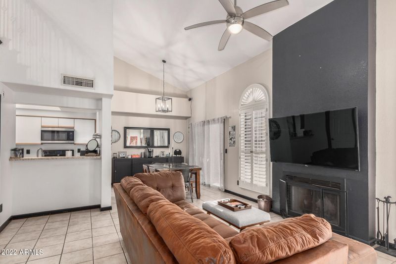 5640 E Bell Rd #1003, Scottsdale, AZ 85254