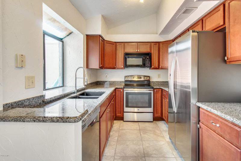 5640 E Bell Rd #1035, Scottsdale, AZ 85254