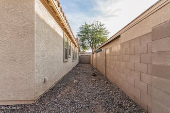 5640 Kowalsky Ln, Laveen, AZ 85339