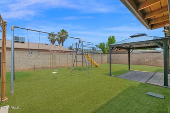 5640 Redfield Rd, Glendale, AZ 85306