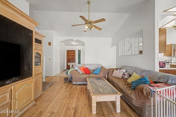 5641 Greenway St, Mesa, AZ 85205