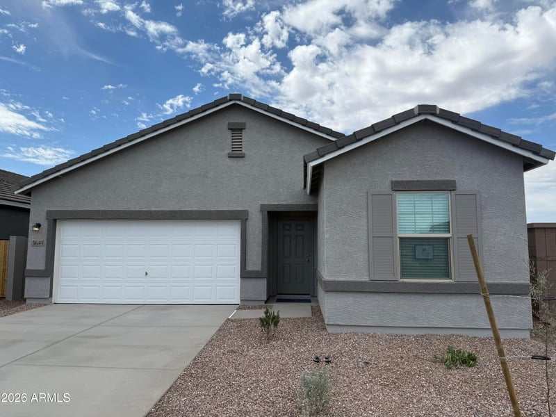 5641 Hornblende Way, San Tan Valley, AZ 85143