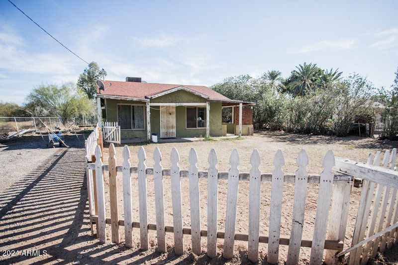 5641 S 27th Pl, Phoenix, AZ 85040