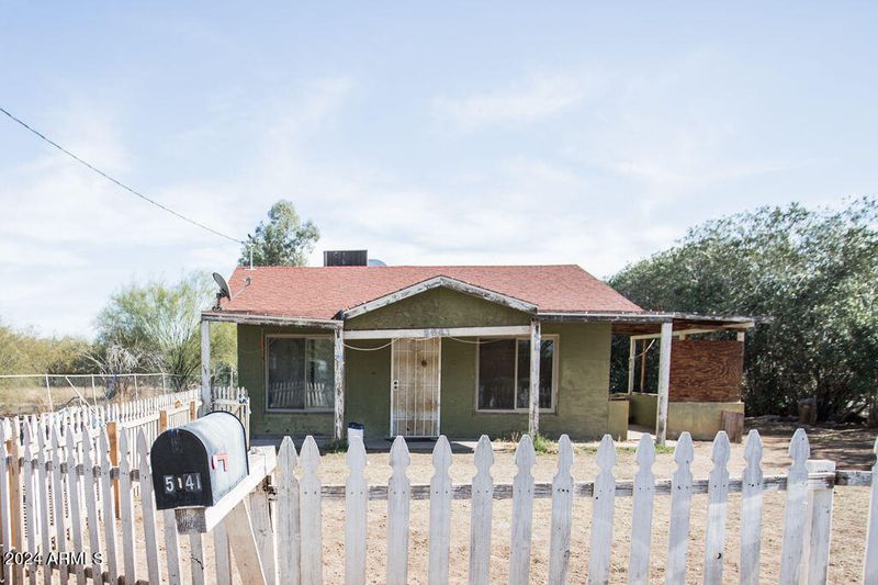5641 S 27th Pl, Phoenix, AZ 85040