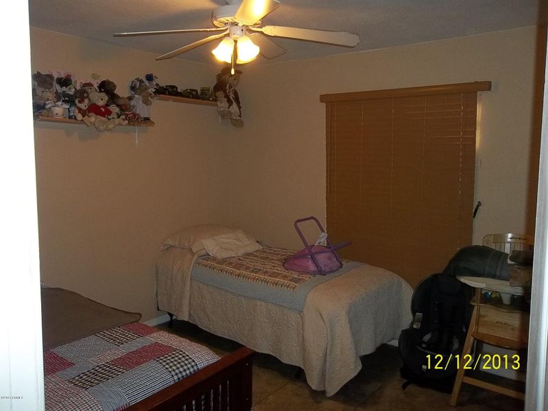 5641 S 46th St, Phoenix, AZ 85040