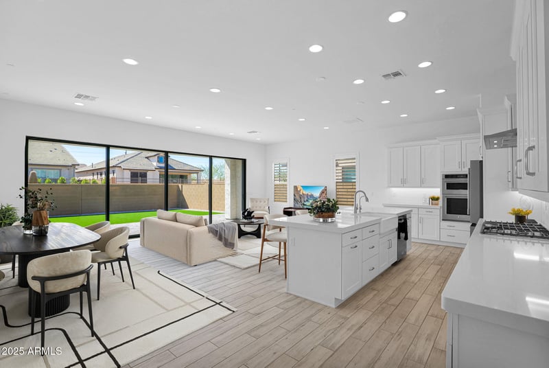 5641 Sayan St, Mesa, AZ 85215