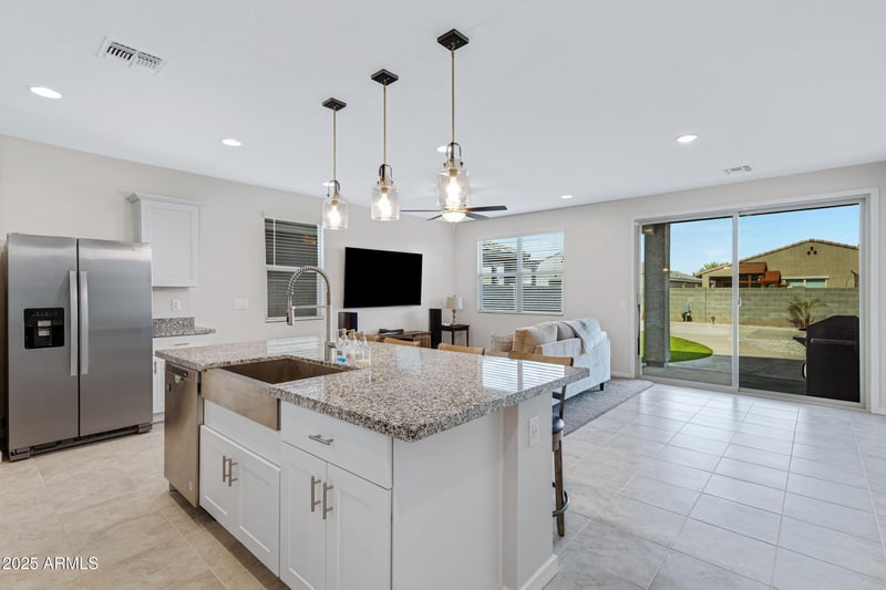 5642 Rainwater Dr, Laveen, AZ 85339