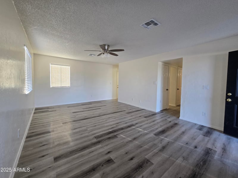 5645 13th Way, Phoenix, AZ 85040