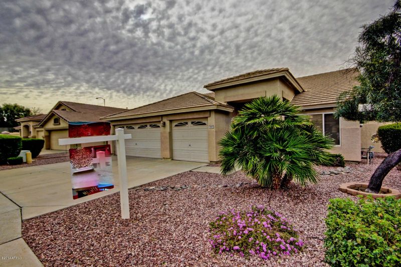 5645 E Garnet Ave, Mesa, AZ 85206