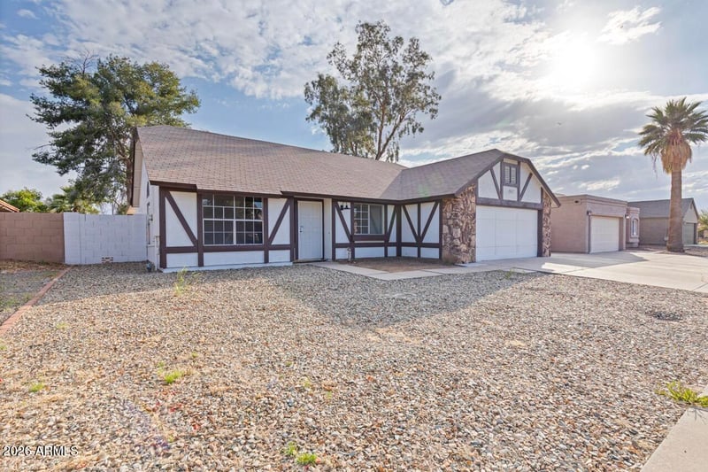 5645 W Mescal St, Glendale, AZ 85304