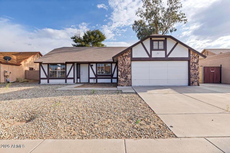 5645 W Mescal St, Glendale, AZ 85304