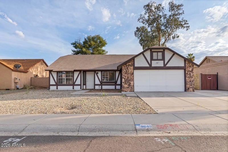 5645 W Mescal St, Glendale, AZ 85304