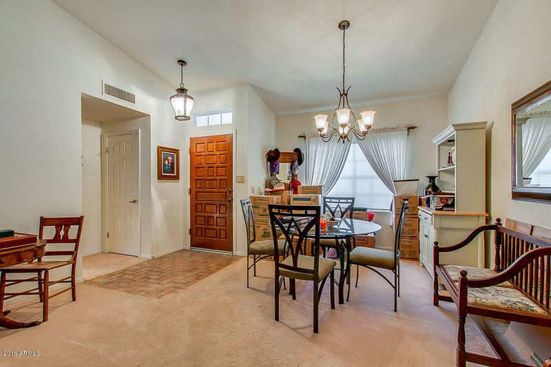 5646 E Claire Dr, Scottsdale, AZ 85254