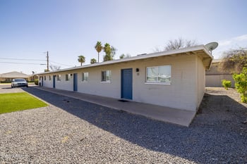 5646 Montezuma St, Phoenix, AZ 85041