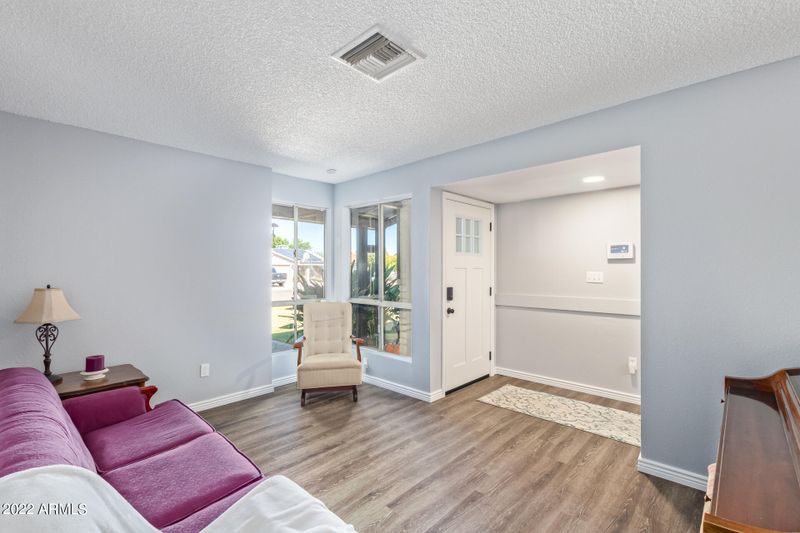 5647 W Brown St, Glendale, AZ 85302