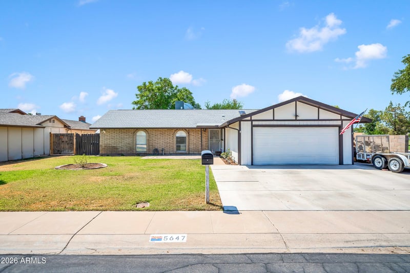 5647 W Vogel Ave, Glendale, AZ 85302