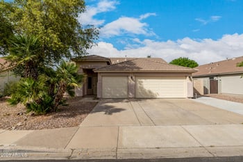5648 Holmes Ave, Mesa, AZ 85206