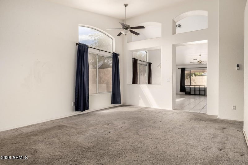 5648 Holmes Ave, Mesa, AZ 85206