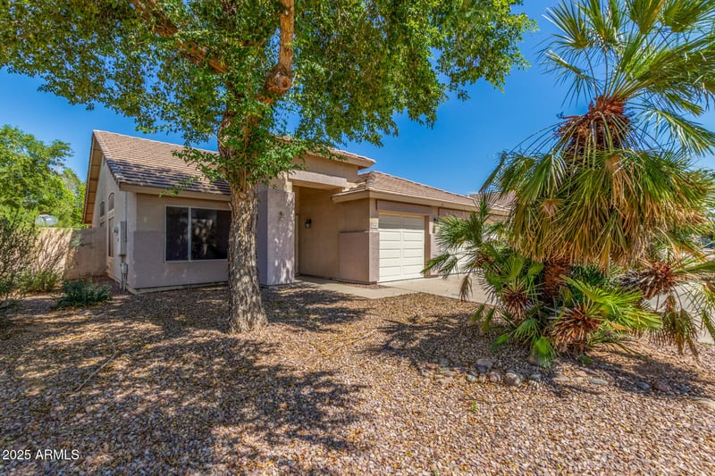 5648 Holmes Ave, Mesa, AZ 85206