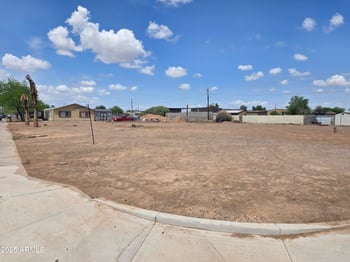 5649 42nd Ave #50, Phoenix, AZ 85041