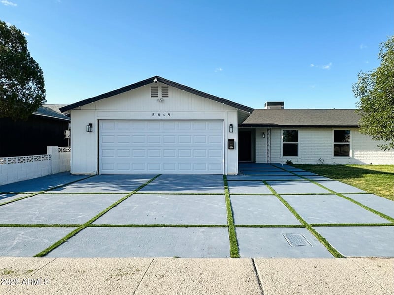 5649 Onyx Ave, Glendale, AZ 85302
